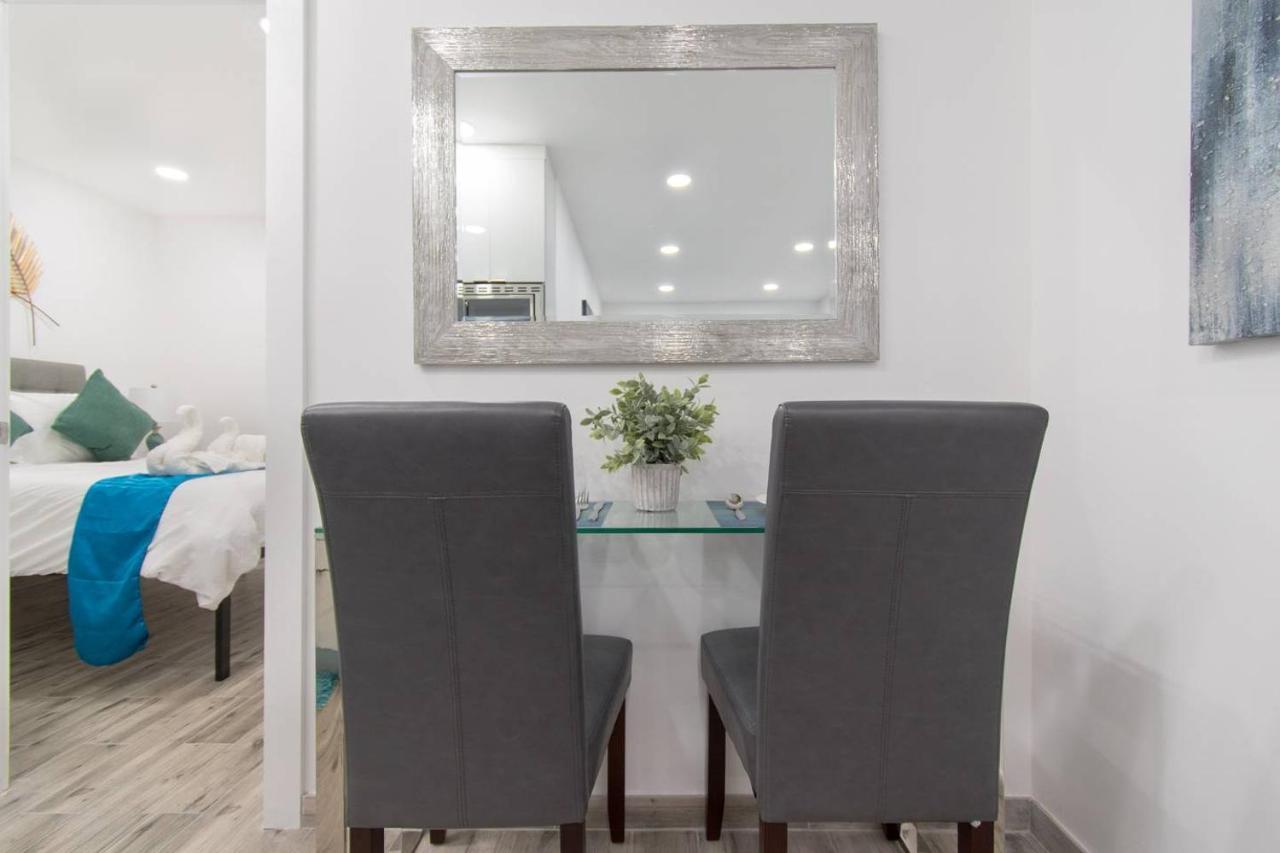 Newly Renovated 1 Bedroom Apt Designer Unit # 3 Dania Beach Exterior foto